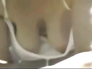 Joven japonesa depra ...