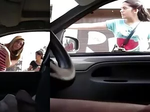Una preciosa joven a ...