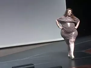 Mujer madura ofrece  ...