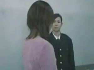Dos chicas solo nece ...