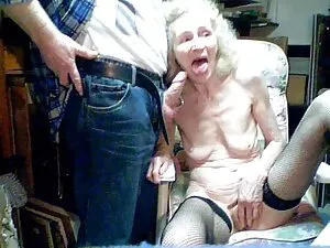 Madura modelo porno  ...