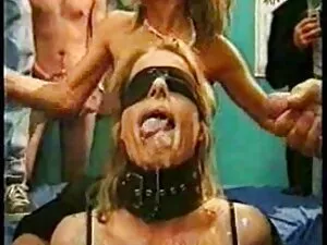 Joven modelo porno c ...